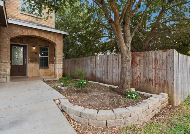 3rd image of 414 Walnut Crst, Selma, TX 78154 | MLS# 5081372
