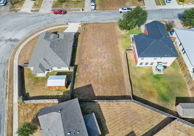 4th image of 406 Gettysburg Loop, Elgin, TX 78621 | MLS# 2589663