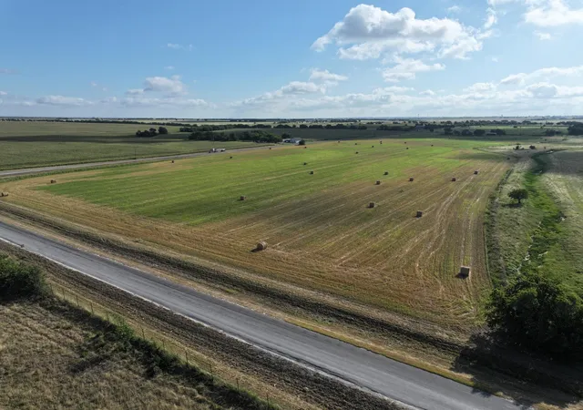 3rd image of 4700 County Road 239, Jarrell, TX 76537 | MLS# 3659309