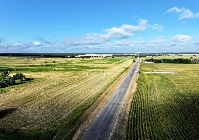 4th image of 4700 County Road 239, Jarrell, TX 76537 | MLS# 3659309