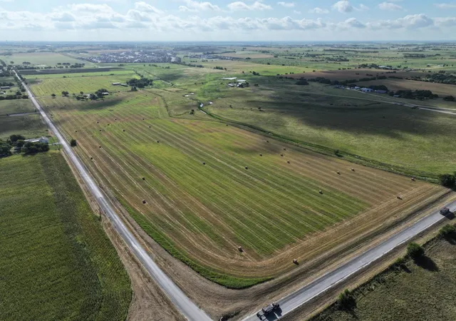 5th image of 4700 County Road 239, Jarrell, TX 76537 | MLS# 3659309
