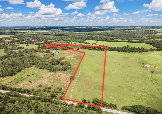 Photo 4 of House for sale at 3109 Tenney Crk Rd, Luling, TX 78648 | MLS# 3771067 | Listing updated on 2026-09-02
