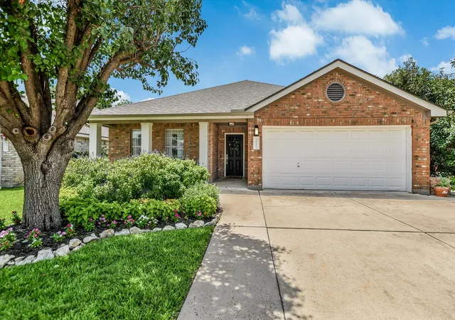 Photo 1 of Sale Pending at 1017 Gulf Way, Round Rock, TX 78665 | MLS# 1926674 | Listing updated on 2026-08-20