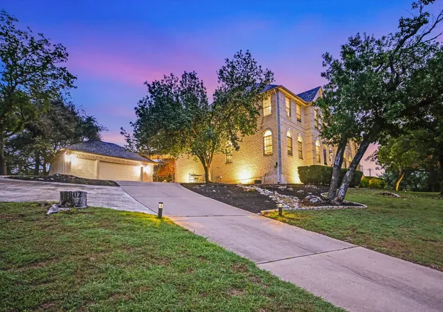 40th image of 8802 Westminster Gln, Austin, TX 78730 | MLS# 7684204