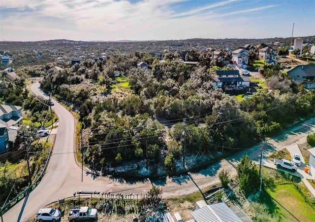 1st image of 10722 Lake Park Dr, Dripping Springs, TX 78620 | MLS# 9632557