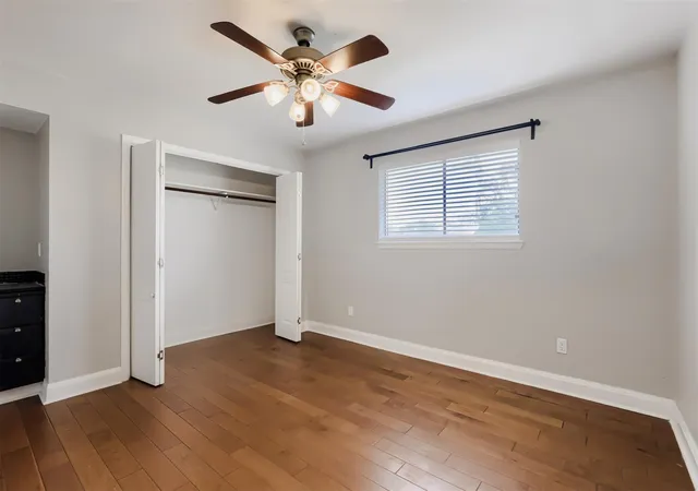 2nd image of 901 S Mays St, Round Rock, TX 78664