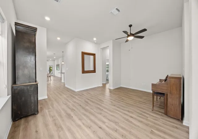Photo 3 of Single family home for sale at 117 Monterey Oak Trl, Georgetown, TX 78628 | MLS# 7733317 | Listing updated on 2026-08-13