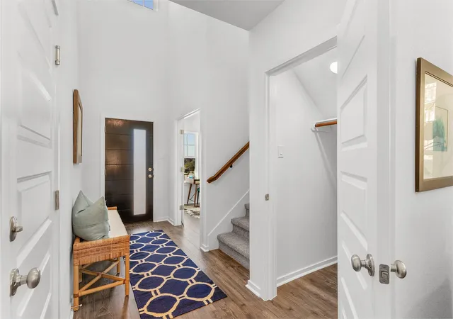 Photo 3 of Single family home for sale at 1132 Stonehill Dr, Georgetown, TX 78633 | MLS# 5111613 | Listing updated on 2026-10-27