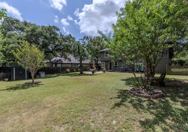 Photo 2 of Single family home for sale at 604 Post Oak Cir, Cedar Park, TX 78613 | MLS# 7148350 | Listing updated on 2026-08-28