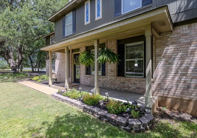 2nd image of 604 Post Oak Cir, Cedar Park, TX 78613 | MLS# 7148350