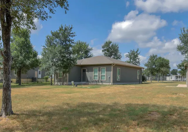 Photo 3 of Single family home for sale at 159 La Fortuna Dr, Del Valle, TX 78617 | MLS# 5232915 | Listing updated on 2026-10-01