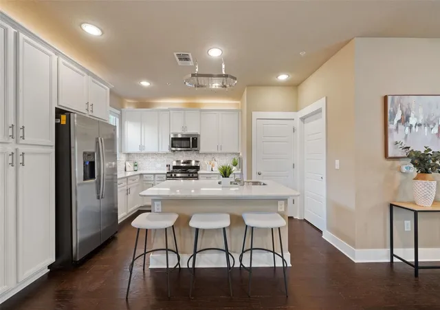4th image of 7704 Easy Wind Dr, Austin, TX 78757 | MLS# 5901136