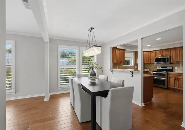 Photo 3 of Single family home for sale at 105 Tallstar Dr, Lakeway, TX 78734 | MLS# 5763058 | Listing updated on 2026-10-27