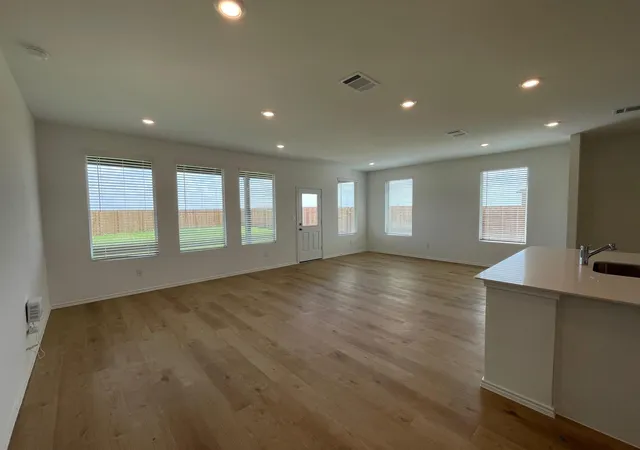 Photo 1 of Single family home for sale at 199 Seabreeze St, Kyle, TX 78640 | MLS# 3699143 | Listing updated on 2026-10-20
