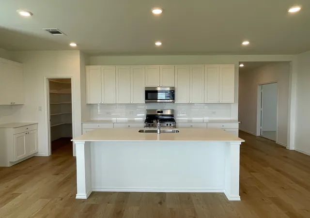 Photo 2 of Single family home for sale at 199 Seabreeze St, Kyle, TX 78640 | MLS# 3699143 | Listing updated on 2026-10-20