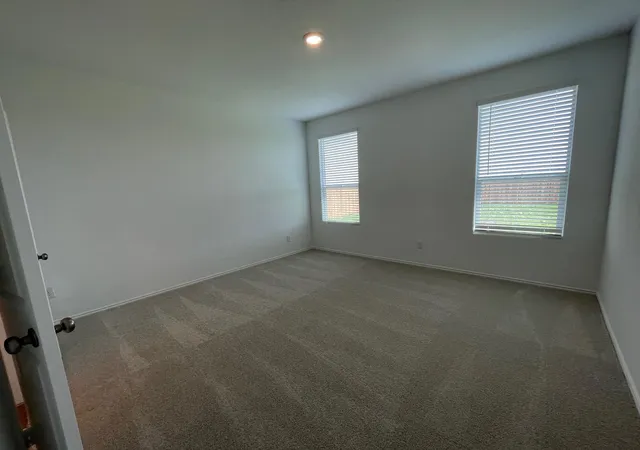 Photo 3 of Single family home for sale at 199 Seabreeze St, Kyle, TX 78640 | MLS# 3699143 | Listing updated on 2026-10-20