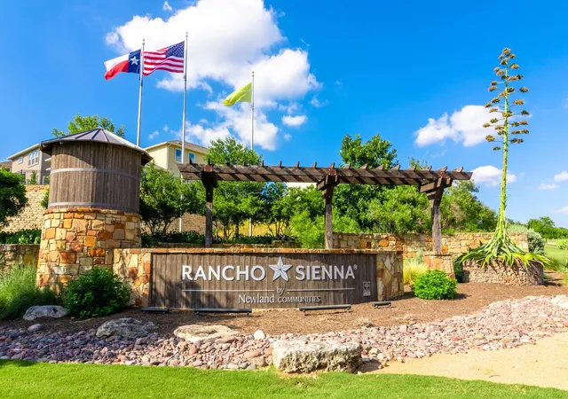 Photo 2 of Sale Pending at 132 Vino Rossi Rd, Georgetown, TX 78628 | MLS# 4248540 | Listing updated on 2026-10-03