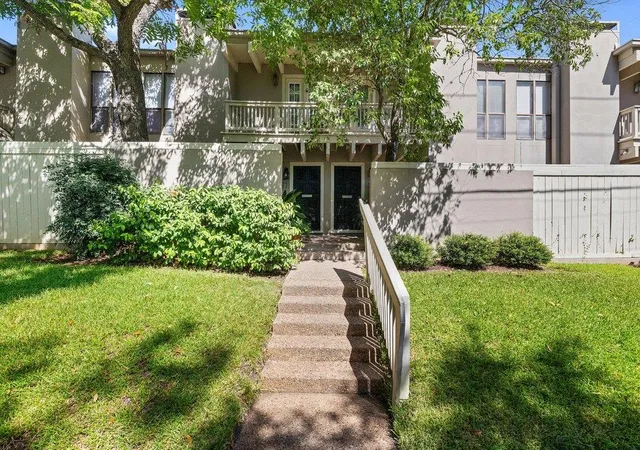 2nd image of 3500 Enfield Rd #E, Austin, TX 78703 | MLS# 5205380