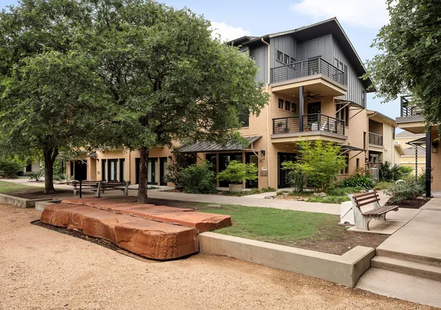 1st image of 4552 Page St, Austin, TX 78723 | MLS# 1012188