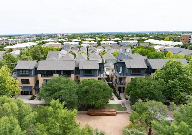 36th image of 4552 Page St, Austin, TX 78723 | MLS# 1012188