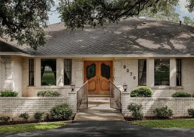3rd image of 9279 Garden Ridge Dr, San Antonio, TX 78266 | MLS# 3928192