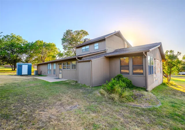 Photo 4 of Single family home for sale at 311 Harmony Ln, Georgetown, TX 78628 | MLS# 3564910 | Listing updated on 2026-08-06