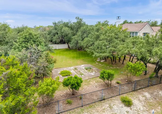 Photo 1 of Land for sale at 9 Wingreen Loop, The Hills, TX 78738 | MLS# 7251286 | Listing updated on 2026-08-25