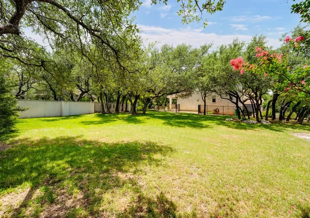 Photo 3 of Land for sale at 9 Wingreen Loop, The Hills, TX 78738 | MLS# 7251286 | Listing updated on 2026-08-25