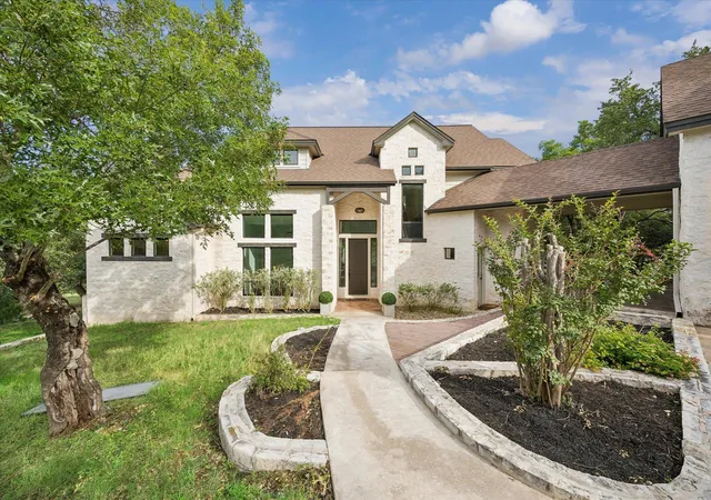 Homes for sale in Spicewood, TX | 3719 Bee Creek Rd, Spicewood, TX 78669 | MLS# 2447968