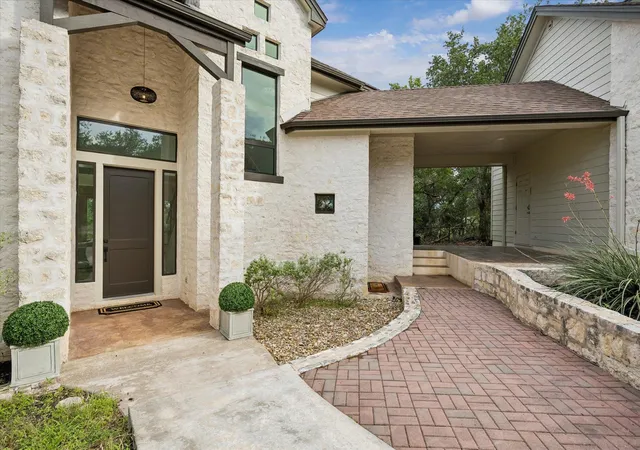 Homes for sale in Spicewood, TX | 3719 Bee Creek Rd, Spicewood, TX 78669 | MLS# 2447968
