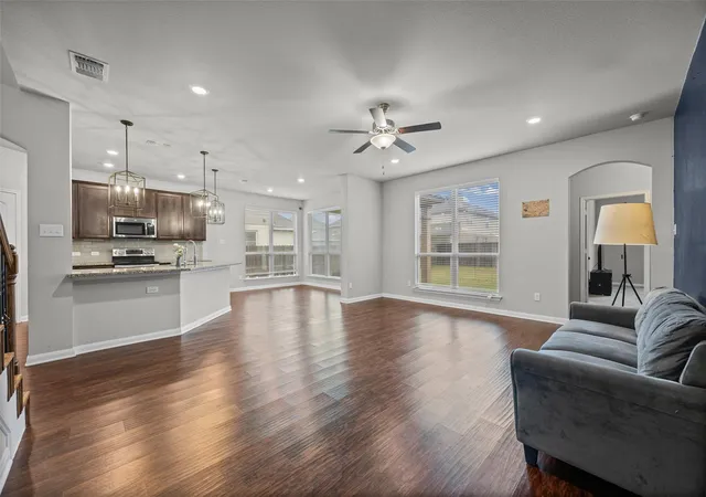 5th image of 811 Clanton Cv, Killeen, TX 76542 | MLS# 6754748