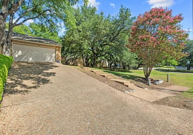 2nd image of 8318 Bent Tree Rd, Austin, TX 78759 | MLS# 3800960