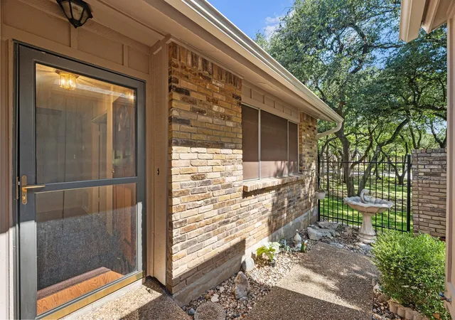 5th image of 8318 Bent Tree Rd, Austin, TX 78759 | MLS# 3800960