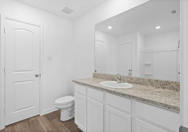 Photo 3 of Sale Pending at 125 Paradise Cyn Dr, Jarrell, TX 76537 | MLS# 1178746 | Listing updated on 2026-07-09