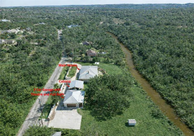 Photo 4 of Single family home for sale at 340 Barton Ranch Rd, Dripping Springs, TX 78620 | MLS# 9964369 | Listing updated on 2026-10-06
