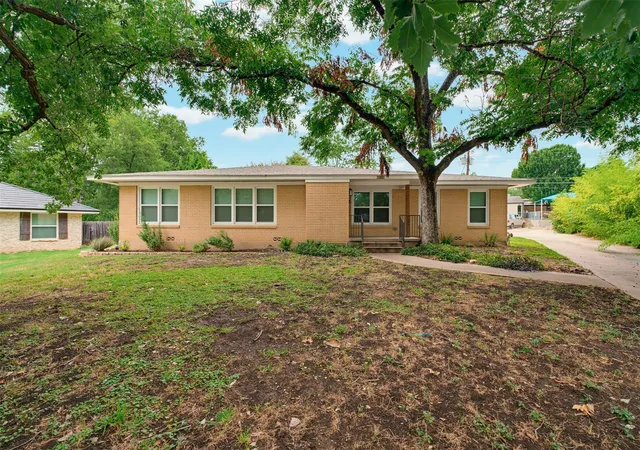 Photo 1 of Single family home for sale at 6010 Dunbury Dr, Austin, TX 78723 | MLS# 5934047 | Listing updated on 2026-08-25