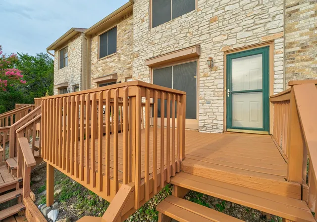 3rd image of 21461 Coyote Trl #3, Lago Vista, TX 78645 | MLS# 1454870