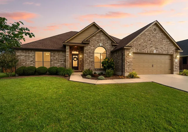 Homes for sale in Thrall, TX | 104 Madison Ln, Thrall, TX 76578 | MLS# 7164896