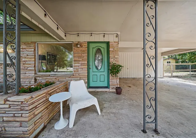 2nd image of 3309 Bosque Ln, Austin, TX 78754 | MLS# 3521213