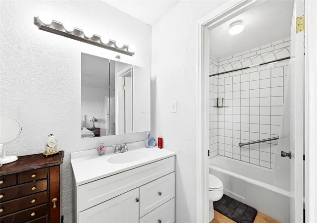 Photo 4 of Single family home for sale at 311 Salt Lake Rd, Luling, TX 78648 | MLS# 7781961 | Listing updated on 2026-09-17