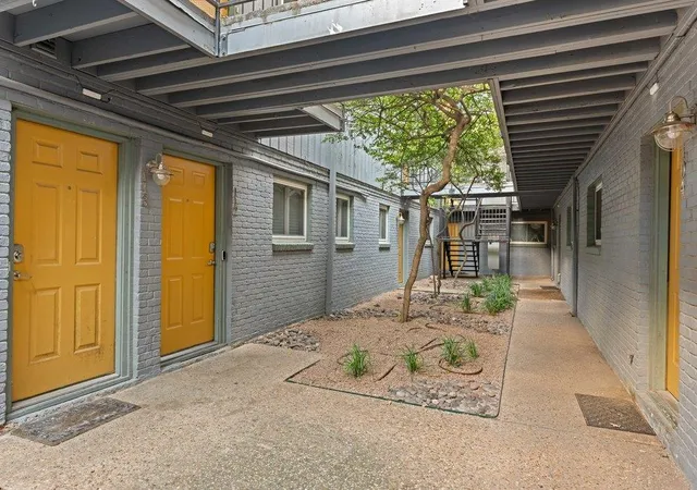 4th image of 3815 Guadalupe St #303, Austin, TX 78751 | MLS# 4466626
