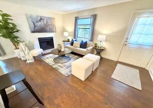 3rd image of 900 Taulbee Ln #106, Austin, TX 78757 | MLS# 9697530