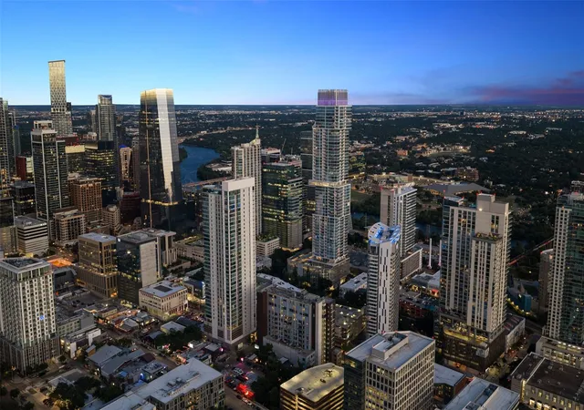 Listing Photo 2 - Condo for sale in building located at 800 W 5Th St, Austin, TX 78703 - Unit #1004