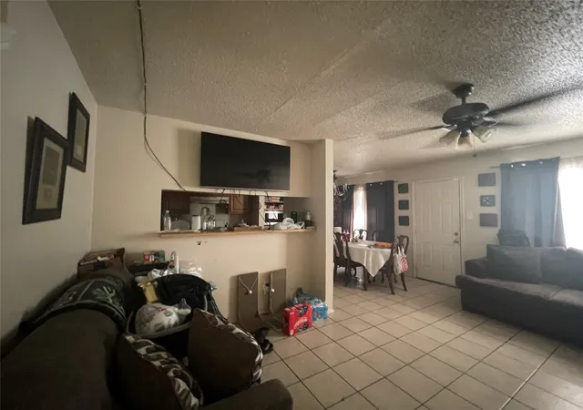 4th image of 1605 Pleasant Cv, Austin, TX 78754 | MLS# 2358686