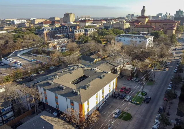image of 2803 Hemphill Park, Austin, TX 78705