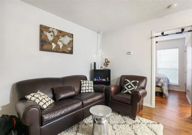 5th image of 2803 Hemphill Park #B-201, Austin, TX 78705 | MLS# 6546014