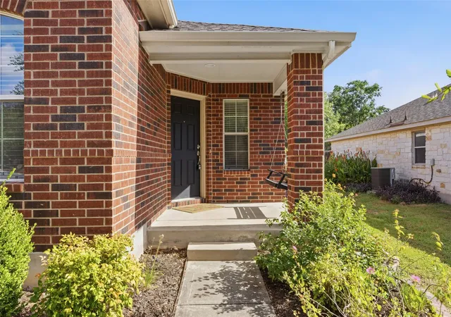 Homes for sale in Buda, TX | 1069 Talley Loop, Buda, TX 78610 | MLS# 1075646