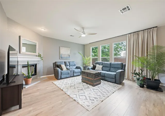 Photo 3 of Single family home for sale at 2405 Rachel Ct, Round Rock, TX 78664 | MLS# 2234003 | Listing updated on 2026-10-29