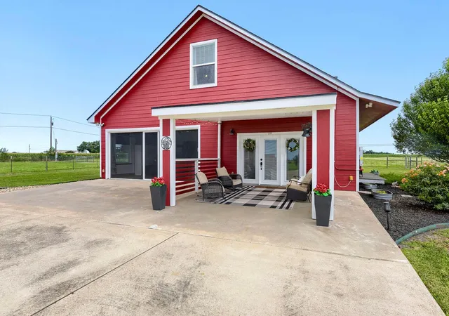 1st image of 210 Battleground Cir, Taylor, TX 76574 | MLS# 3177141