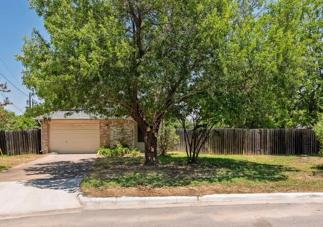 3rd image of 1506 Ashwood Ct, Round Rock, TX 78664 | MLS# 4671318